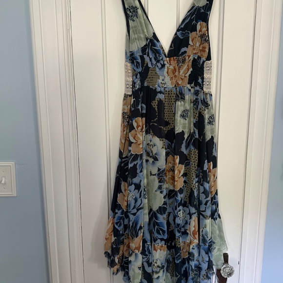 Free People Floral Dress - Size 4 - Picture 2 of 5